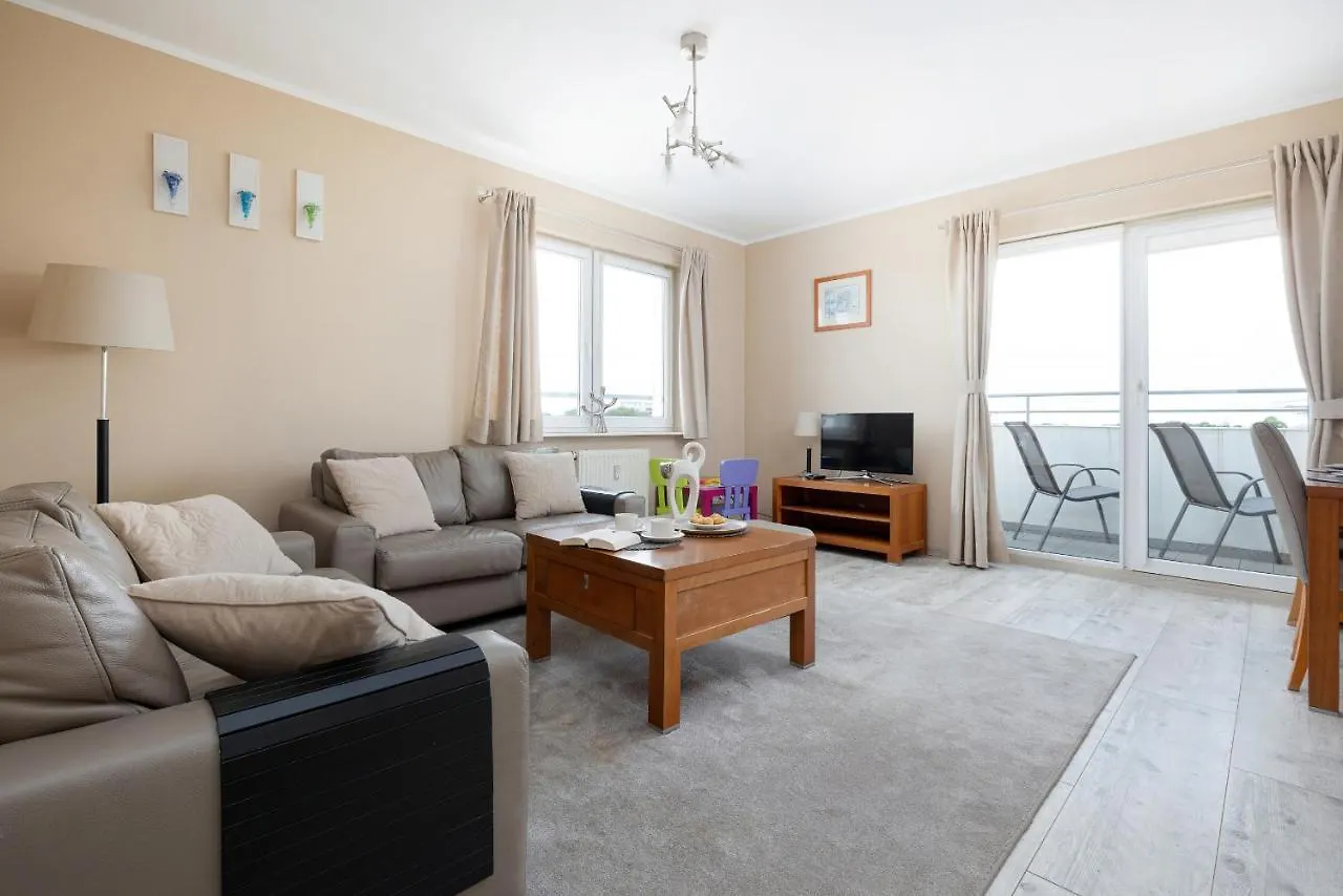 Apartamenty Przy Plazy Reymonta By Noclegi Renters كولوبرزيغ شقة