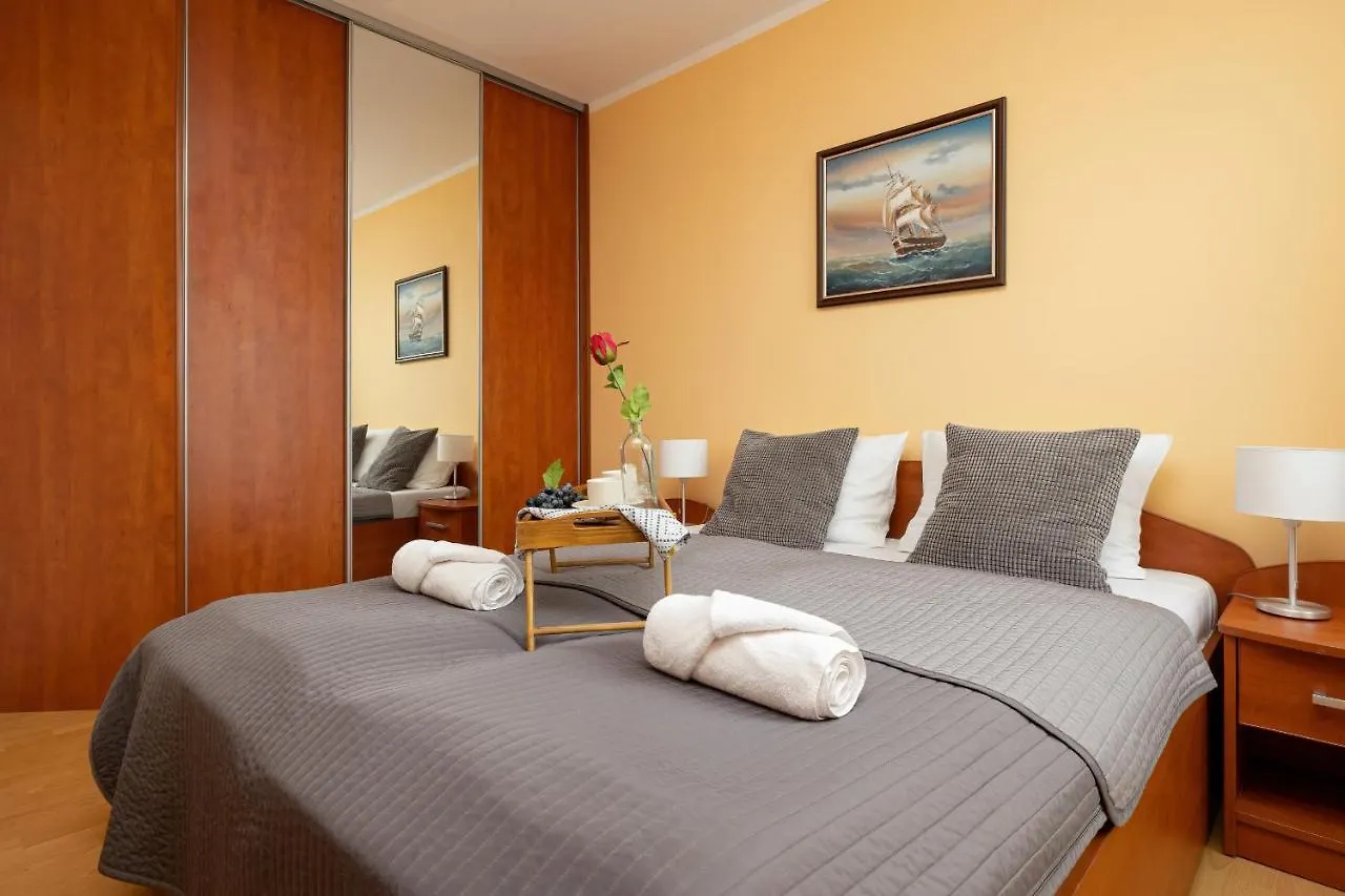 شقة Apartamenty Przy Plazy Reymonta By Noclegi Renters كولوبرزيغ بولندا